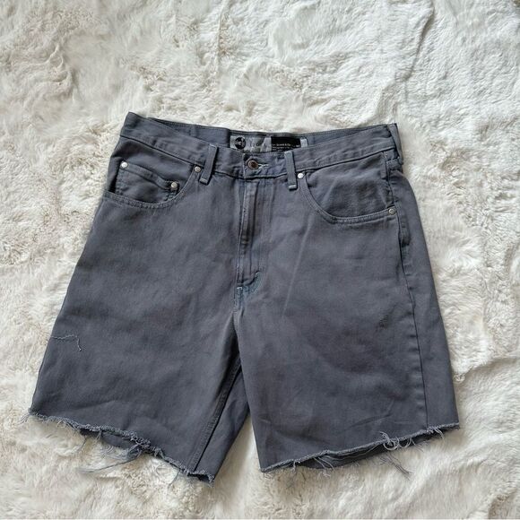 Vintage Levi’s silver tab gray long jean shorts - Picture 2 of 8
